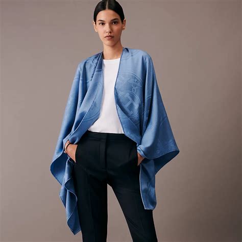 hermes new libris poncho